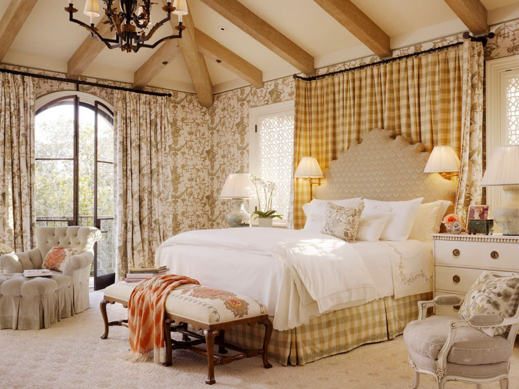 Фото стиля кантри в интерьере спальни
